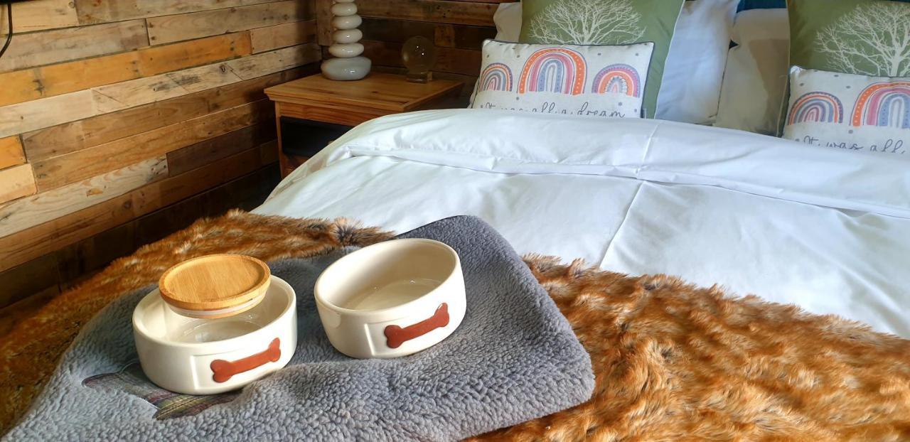 Lilac Cottage Cabin Swafield Екстериор снимка